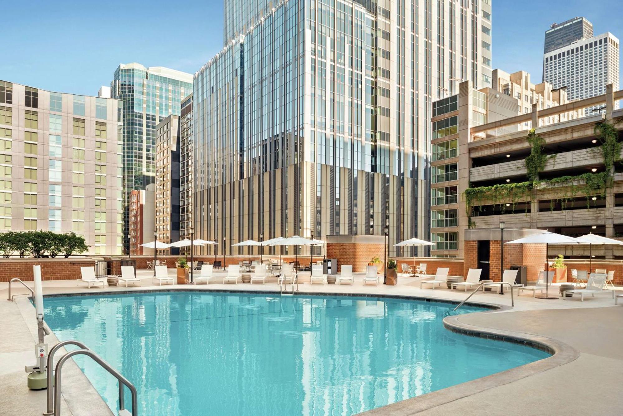 Hilton Grand Vacations Club Chicago Magnificent Mile Hotell Exteriör bild